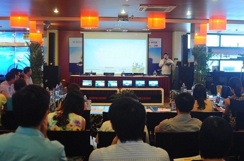 Đông đảo phóng viên đã tham gia sự kiện Lễ công bố chương trình Đồng hành tới trường –Chắp cánh ước mơ 2012